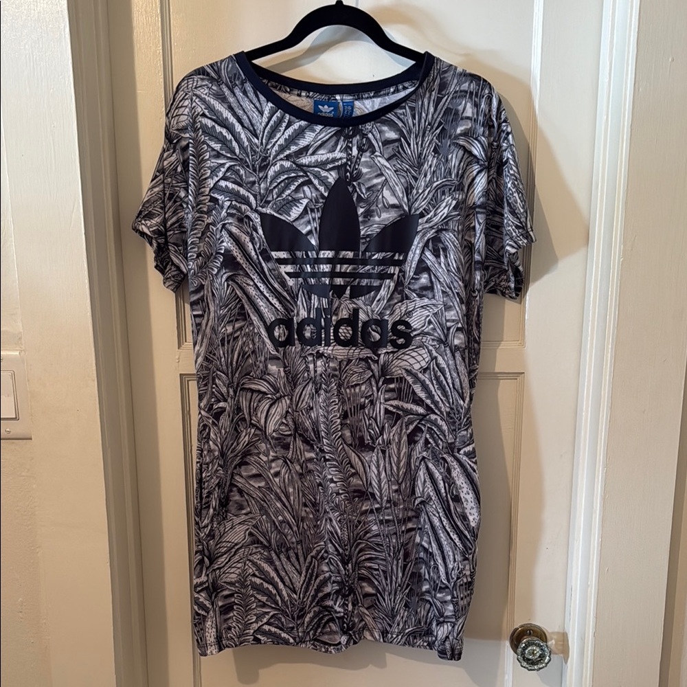 Adidas Monochrome Leaf Print Tee Dress with pockets